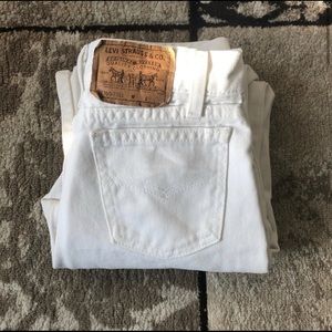 Levi white straight leg jeans